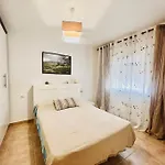 In The Center Of Cristianos *